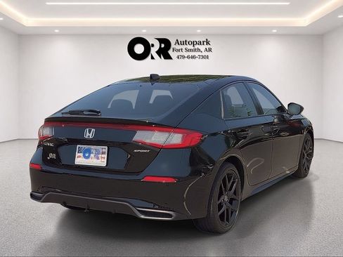 Used 2024 Honda Civic Sport image 5