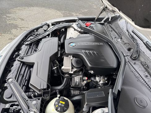 Used 2015 BMW 228i xDrive Convertible image 10