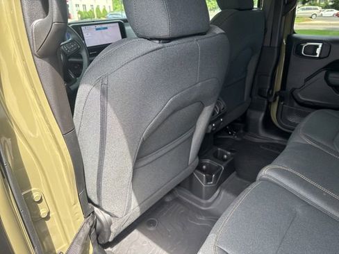 Used 2025 Jeep Wrangler Unlimited Sport AWD/4WD image 20
