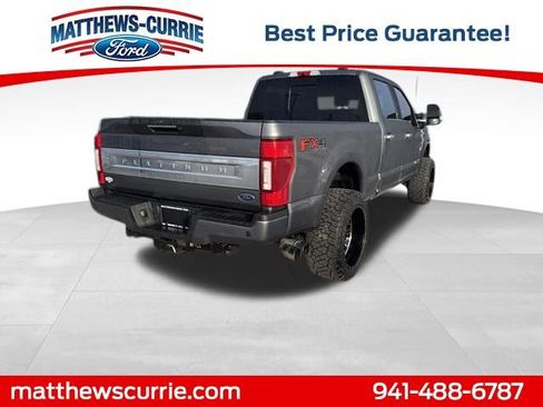 Used 2022 Ford F250 Platinum w/ FX4 Off-Road Package image 4