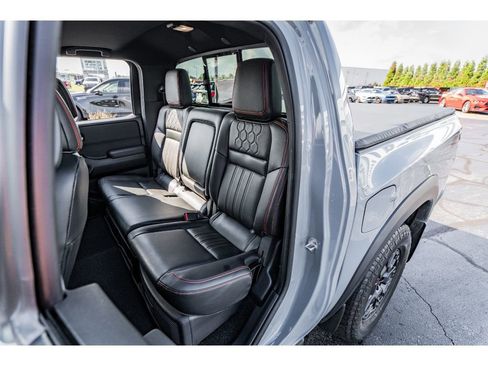 Used 2023 Nissan Frontier PRO-4X w/ Pro-4X Premium Package image 23