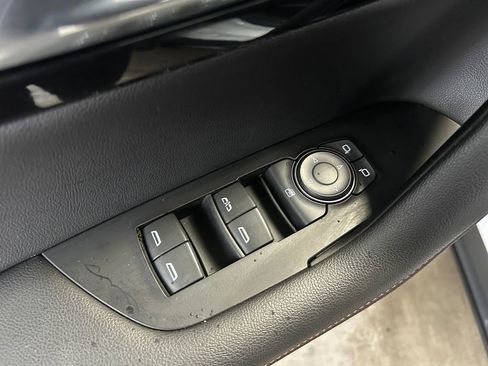 Used 2023 Chevrolet Blazer RS FWD image 24