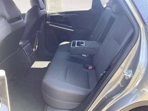 Used 2025 Toyota bZ4X FWD image 13
