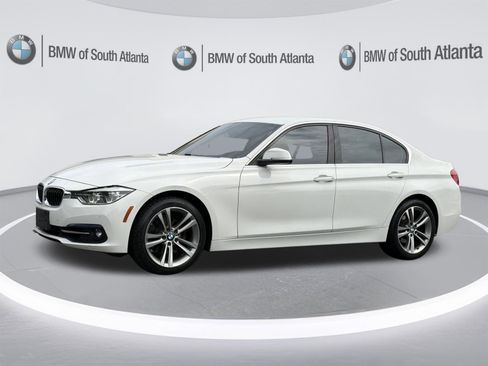 Used 2018 BMW 330i Sedan RWD image 19