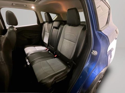 Used 2017 Ford Escape SE w/ Equipment Group 201A image 22