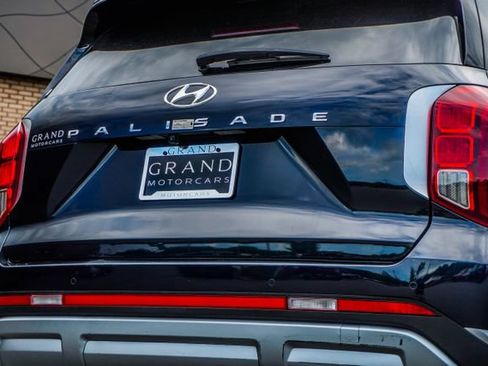 Used 2025 Hyundai Palisade SEL FWD image 13