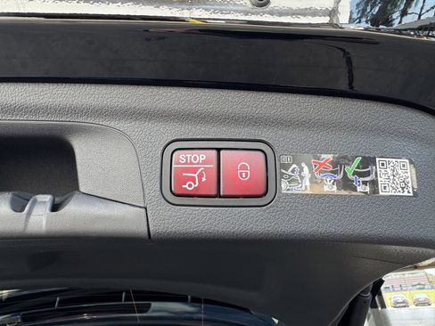 New 2026 Mercedes-Benz GLE 580 4MATIC image 22