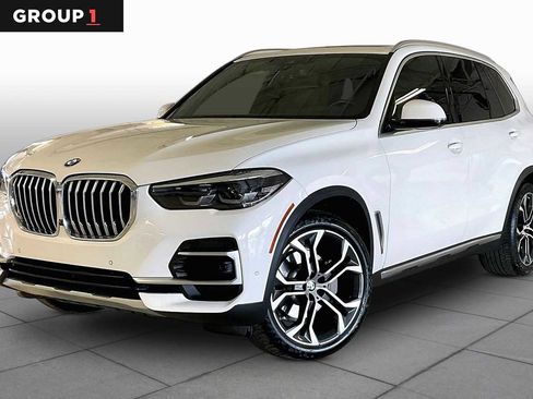 Used 2023 BMW X5 sDrive40i w/ Premium Package RWD image 1