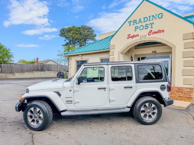 Used 2019 Jeep Wrangler Unlimited Sahara AWD/4WD image 22