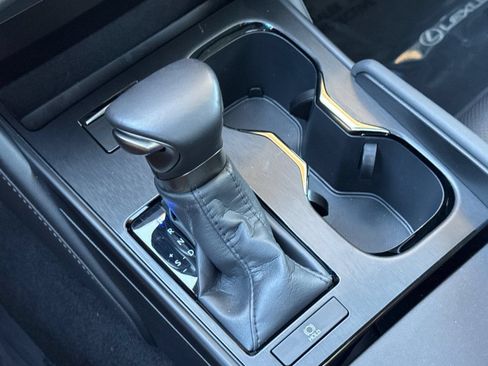 Certified 2025 Lexus ES 350 w/ Accessory Package (Z1) FWD image 24