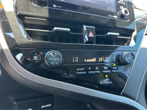 Used 2022 Toyota Camry SE w/ Convenience Package FWD image 26