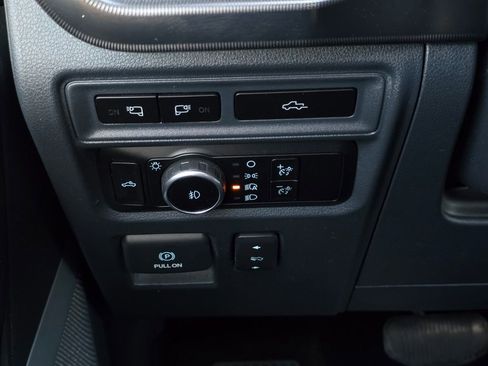 Used 2023 Ford F150 Platinum w/ Equipment Group 701A High image 21