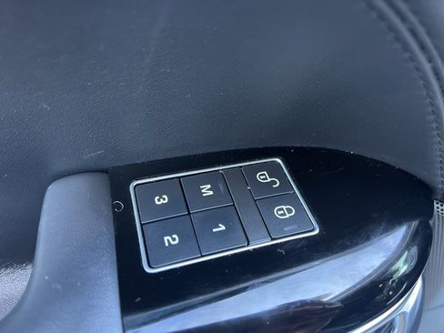 Used 2019 Land Rover Range Rover Sport HSE Dynamic image 24