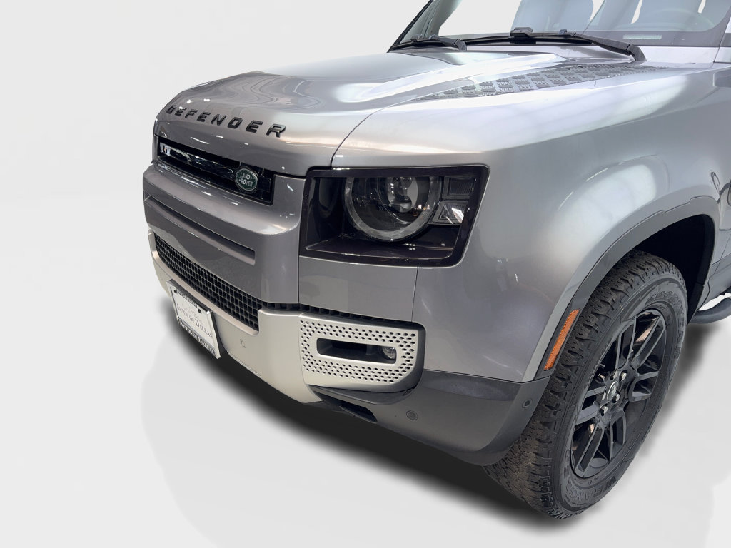 Used 2023 Land Rover Defender 110 SE AWD/4WD image 18