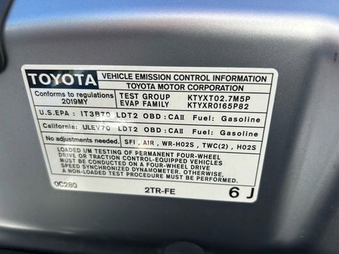 Used 2019 Toyota Tacoma SR image 35