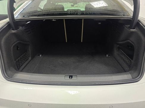 Used 2023 Audi A4 2.0T Premium w/ Convenience Package image 11