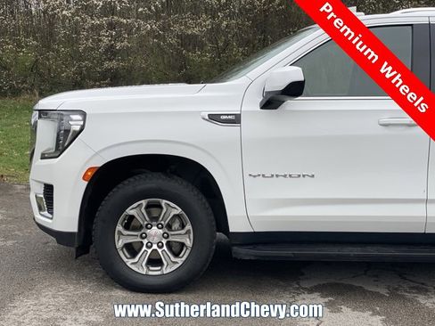 Used 2024 GMC Yukon XL SLE image 10