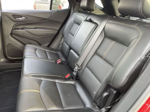 Used 2023 Chevrolet Equinox Premier image 19