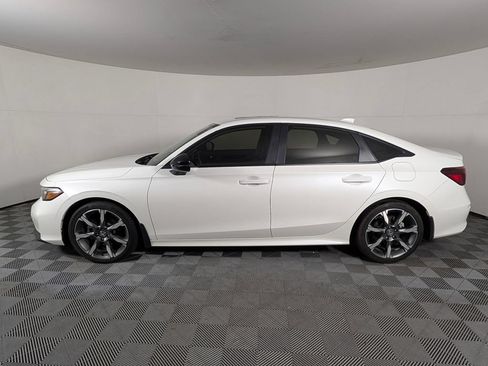 Used 2025 Honda Civic Sport Touring image 2