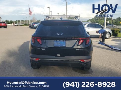 Certified 2024 Hyundai Tucson Blue AWD/4WD image 9