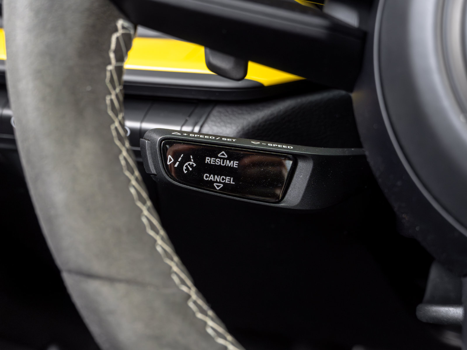 Used 2022 Porsche 911 GT3 RWD image 39