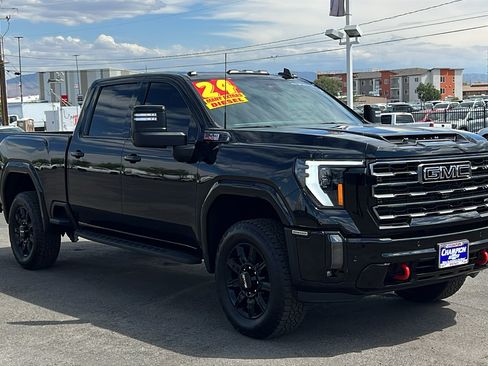 Certified 2024 GMC Sierra 2500 AT4 w/ AT4 Premium Plus Package AWD/4WD image 3