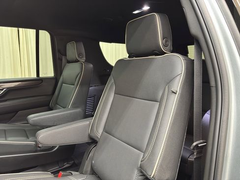 New 2026 GMC Yukon XL Elevation w/ LPO, Floor Liner Package image 17