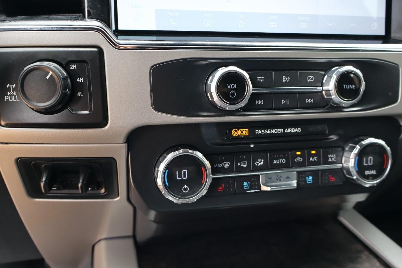 Used 2022 Ford F250 Lariat w/ Lariat Ultimate Package AWD/4WD image 16