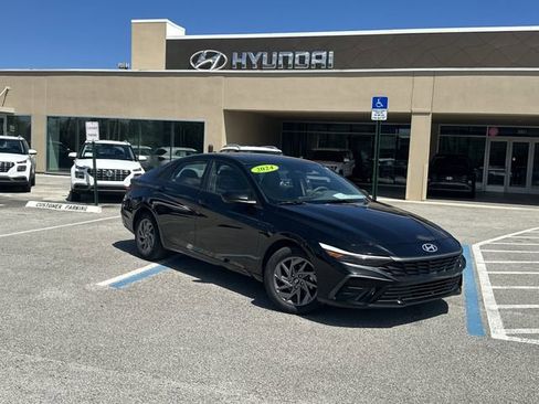 Certified 2024 Hyundai Elantra SEL image 1
