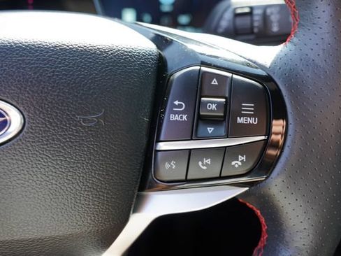 Used 2025 Ford Explorer ST-Line w/ ST-Line Street Pack AWD/4WD image 36