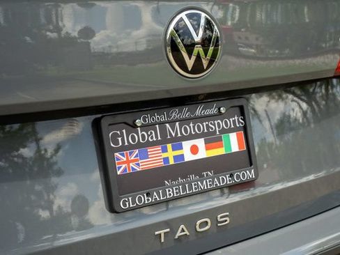 Used 2022 Volkswagen Taos SE FWD image 13