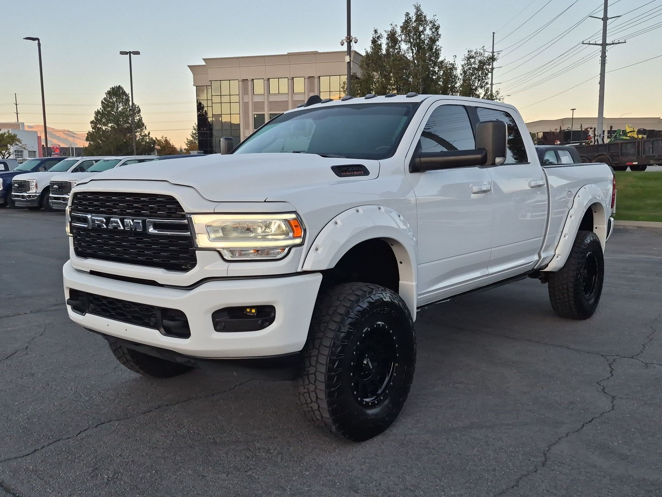 Used 2022 RAM 2500 Big Horn w/ Level B Equipment Group AWD/4WD image 11