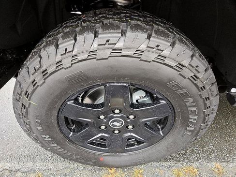 New 2025 Ford Bronco Big Bend w/ Black Diamond Package image 19