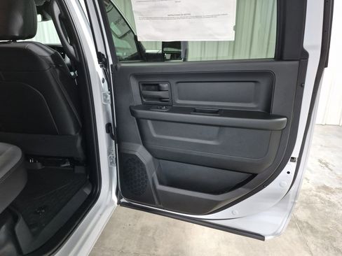 New 2025 RAM 2500 Tradesman w/ Chrome Appearance Group image 8