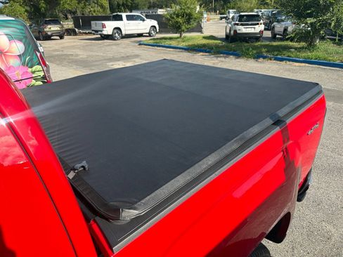 Used 2019 GMC Canyon SLE AWD/4WD image 6