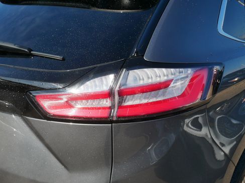 Used 2024 Ford Edge Titanium w/ Titanium Elite Package image 17