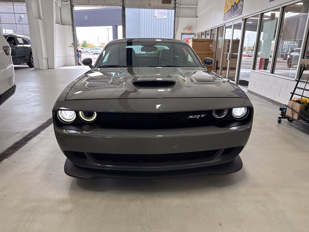 Used 2017 Dodge Challenger SRT Hellcat RWD image 2