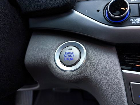 Used 2018 Hyundai Elantra Value Edition w/ Cargo Package image 14