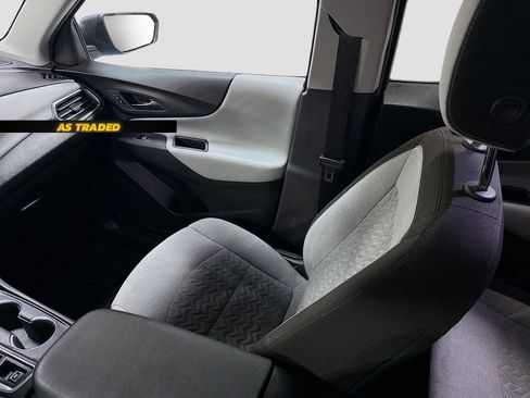 Used 2022 Chevrolet Equinox LS w/ LS Convenience Package FWD image 22