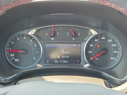 Used 2024 Chevrolet Equinox RS w/ RS Leather Package FWD image 21