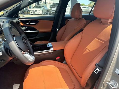 Used 2024 Mercedes-Benz C 300 Sedan image 8