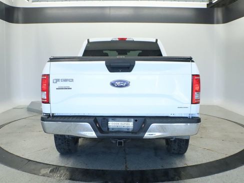 Used 2016 Ford F150 XLT w/ Heavy-Duty Payload Package AWD/4WD image 4
