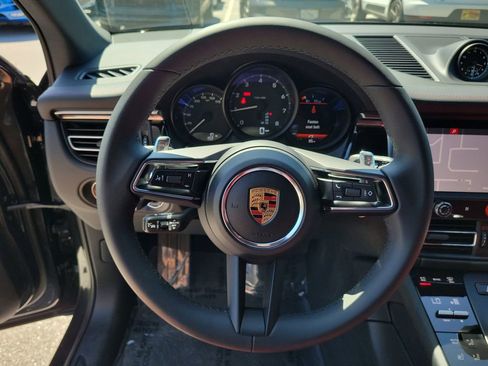 New 2026 Porsche Macan image 36