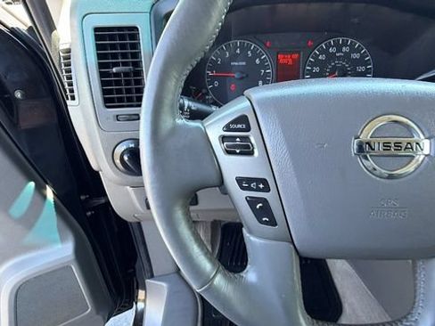 Used 2018 Nissan NV 3500 SL RWD image 21