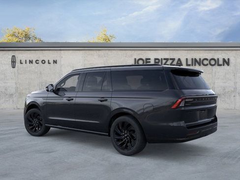 New 2026 Lincoln Navigator L Reserve image 4