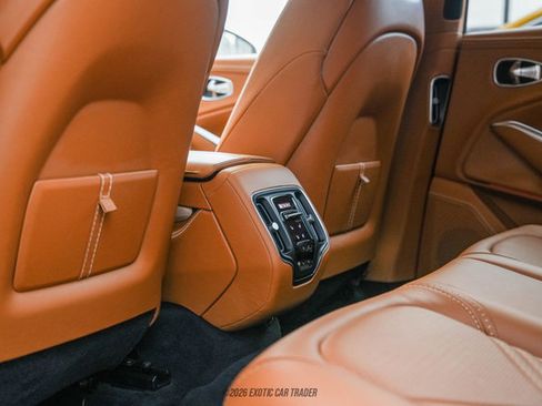 Used 2021 Aston Martin DBX image 41