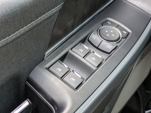 Used 2022 Ford F150 Lariat image 22