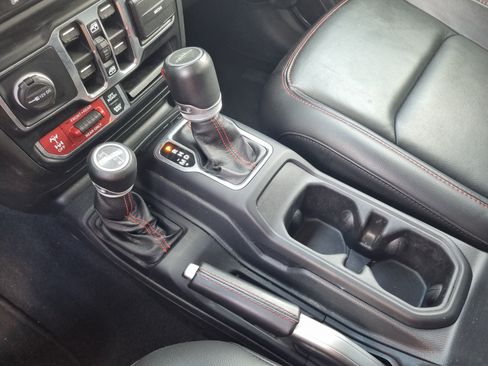 Used 2022 Jeep Gladiator Rubicon w/ LED Lighting Group AWD/4WD image 30