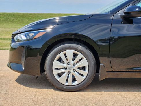 New 2025 Nissan Sentra S image 9