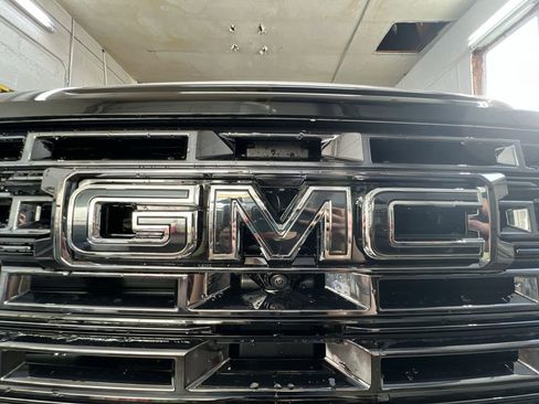 New 2026 GMC Acadia Denali Ultimate w/ LPO, Floor Liner Package image 32